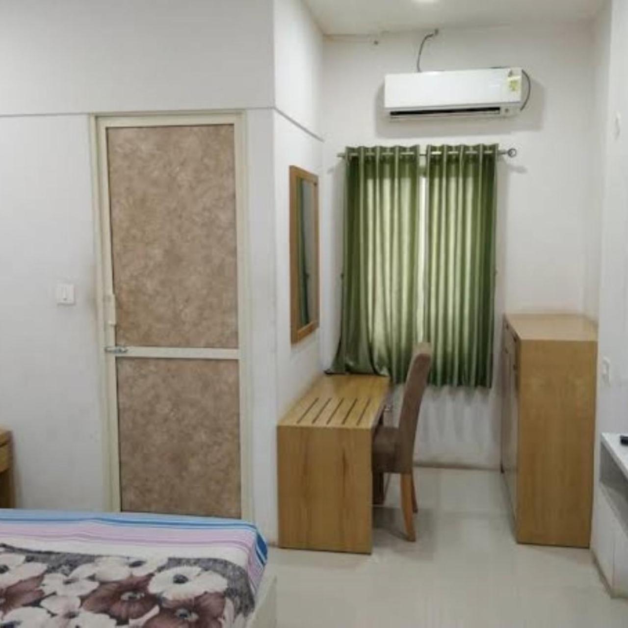 Divya Jyot Residency Bhuj酒店 外观 照片