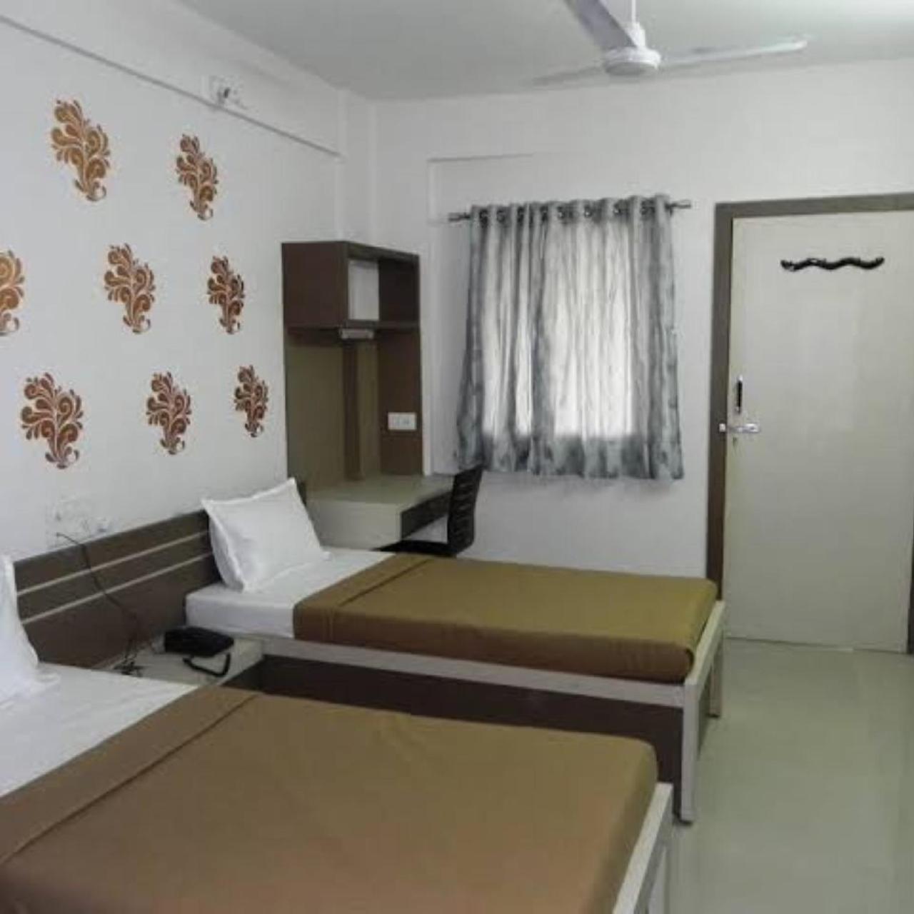 Divya Jyot Residency Bhuj酒店 外观 照片
